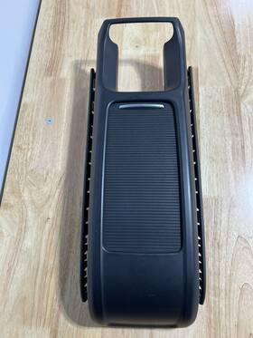 9016802 Audi 2009-2012 A5 S5 Convertible Rear Center Console Seat Cup Holder Cover Oem