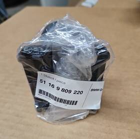 51169809220 Bmw New Oem Mini R60 R61 Iphone Ipod Holder Universal Support Center Trail 9809220