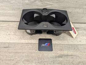 9399872 Bmw 19-23 Oem G05 X5 Front Center Console Cup Holder Usb Charge Port Socket