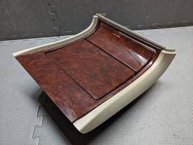 15816825 Cadillac 2003-2006 Escalade Lower Bezel Center Console Cup Holder Panel Beige
