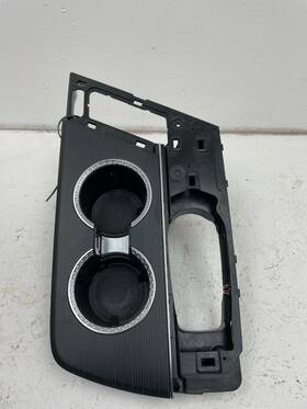 85632882 Cadillac 2023-2025 Lyriq Awd Front Center Console Dual Cupholder Panel