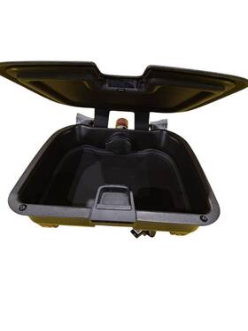 698.gm1v11 Chevrolet Volt 2011 Accessory Holders 626872