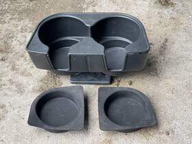 M002149 Chevrolet 1994/04 Chevy S10 Sonoma 50/50 Solid Bench Cup Holder Grey With Liners