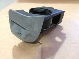 698.gm8700 Chevrolet Truck 2000 Chevy 3500 Inch Pull Out Single Cup Holder Trim 13v 16352