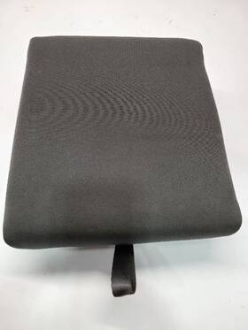 698.gm8m14 Chevrolet Truck 2014 Silverado 1500 Rear Seat Cupholder Cup Holder Black