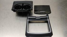 1wh99lc5ab Factory/oem 2015-2022 Chrysler 300 Center Console Cup Holder With Cover