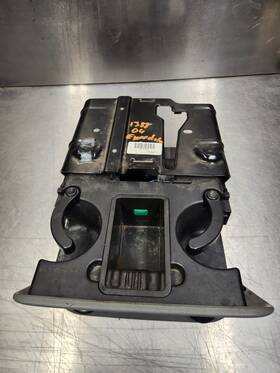 2l1z-78048b26-ab Ford 03-06 Expedition Lower Center Dash Cup Holder And Ashtray Assembly Oem Gray