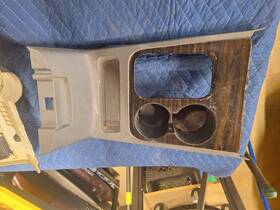 5g13-54045a76 Ford 2008-2009 Sable Mercury Taurus Center Console Gear Shift Cup Holder Bezel