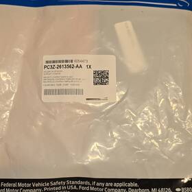 Ford Pc3z2613562aa F250 F350 Front Square Console Mat Insert For Center