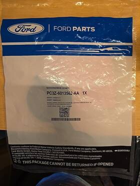 Ford Pc3z6013562aa F-250 F350 Front Cup Holder