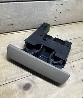 T7097-pa6-gf Ford 2005-2007 Super Duty F250 F350 F450 F550 Gray Dash Cup Holder