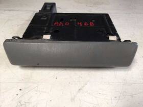 698.fd8p06 Ford Truck 06 F550sd Dual Pull-out Cup-holder 17974