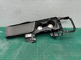 84183949 Gm 17-19 Cadillac Xt5 Front Center Console Cup Holder With Trim Cover Oem