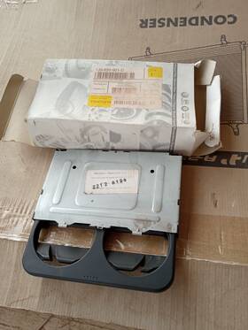 1jo-858-601 Gti Front Dash Drink Cup Holder 99-05 Vw Jetta Golf Mk4 Genuine - 1j0 858 601 D