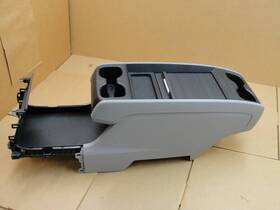 63910-thr-a01zz Honda 865331. 2019-2020 Odyssey Floor Center Console Cup Holder Storage Bin Oem