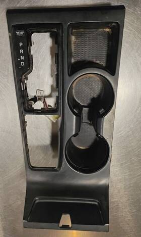 84651-d3020 Hyundai 2019-21 Tucson Center Console Cup Holder Oem