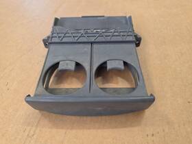 Isuzu - Medium Duty Truck 698.is8p15 Used 2015 Npr Cup Holder Shipped From Los Angeles