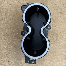 68212604ac Jeep 2018-2021 Grand Cherokee Front Center Console Dual Drink Cup Holder Oem