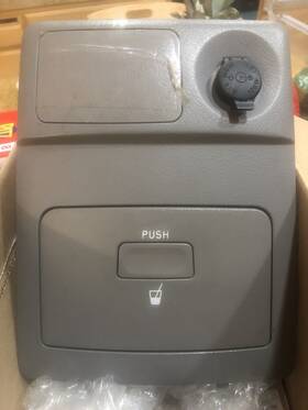 1z14v4170303671413 Kia 2006 Sorrento Lx Rear Cupholder Ashtray Cigarette Lighter Console Insert
