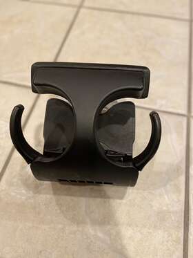 55620-33130-a0 Lexus 2002 Es300 Es330 2001-2006 Black Color Console Cup Holder Used Works Great