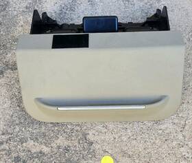Lincoln 226187558246 03-11 Town Car Ashtray Sliding Storage Lighter Dash Beige Tan