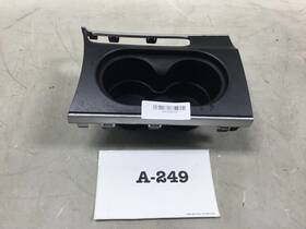 6439x Mazda 2008 6 Center Cup Holder Oem