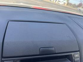 698.mz1s06 Mazda 6 2006 Upper Dash Compartment 630371