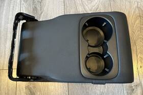 16797020009d88 Mercedes-benz 1679702000 2021-2024 Gle Class Rear Center Armrest Cup Holder Oem