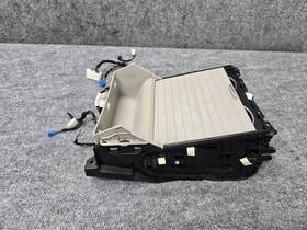 A1664400909 Mercedes-benz Front Center Console Cup Holder Assembly W166 X166 Ml350 Ml63 Gl350 Oem