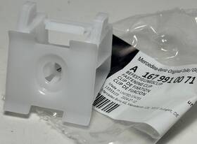A1679910071 Mercedes-benz 20-26 W167 Gle-class Fastening Fixing Mounting Clip Oem