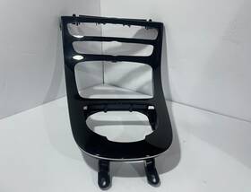 A2138100815 Mercedes-benz 17-20 W213 E Cls Center Console Trim Cup Holder Black Oem