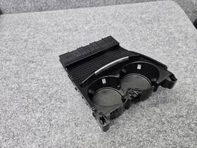 A2186860074 Mercedes-benz Front Center Console Cup Holder Assembly 12-18 W218 Cls63 Cls550 Oem
