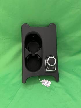 E0517610028 Mercedes-benz 2013-2019 Cla250 Front Center Console Cup Holder Assembly Oem