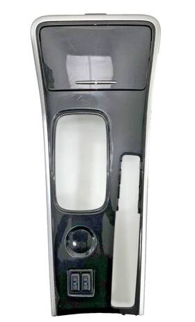 8015a160zz Mitsubishi 2018 Outlander Centre Console Trim Cup Holder Oem