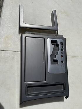 24168-zr30a Nissan 2008-2015 Titan Oem Center Shift Shifter Trim Bezel Gray With Cup Holder