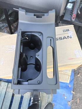 Nissan 684303z601 2002-2005 Altima Ctr Console Cup Holder Assembly New Oem Black