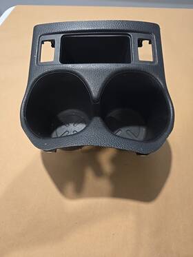 969249tg0a Nissan 969249tg0a/b 2018-20 Rogue Front Center Consule Cup Holder For Heated Seats Black Oem
