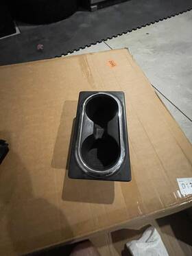 96965-ez40a Nissan Oem 2017-2019 Titan Titanxd Front Cup Holder