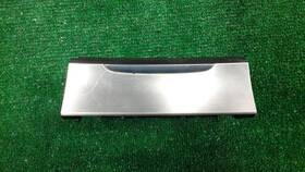 244.vw1q12 Oem 2012 Volkswagen Cc Front Ash Tray Silver Aluminum Vw - Minor Scratches 825047