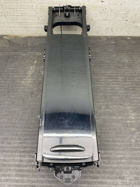 Range Rover Jpla048196 2018-2022 L405 Front Console Cupholder With Lid &trim Panel Scratches