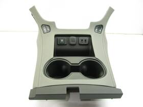 23289752 Spark New Gm Center Console Cup Holder With Usb For 16-17 Tahoe Suburban Yukon