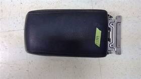 241-11317b Subaru 2010 10 Legacy Center Console Leather Armrest 69989