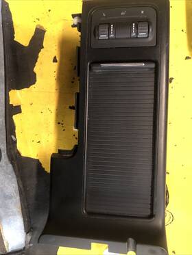 66150ag02a Subaru 2005-2009 Legacy Outback Xt Center Console Cup Holder 05-09