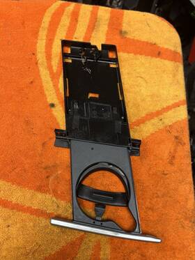 66150fer030 Subaru 2002-2004 Impreza Dash Mounted Pop-out Cup Holder 66150fe030 Oem 2003