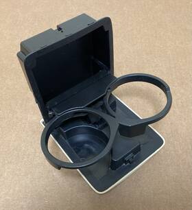 66150sa100eu Subaru 06 07 08 Forester Rear Seat Console Cup Holder