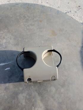 55625-ac010 Toyota 1995-1999 Avalon Cup Holder Assembly