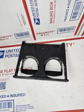 55633-20050 Toyota 1990 - 1993 Celica Front Console Dual Cup Holder Working