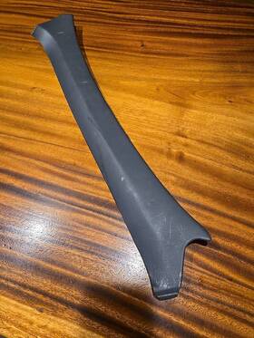 62211-04020 Toyota 96 Tacoma Standard Cab A Pillar Trim Cover Panel Rh Gray