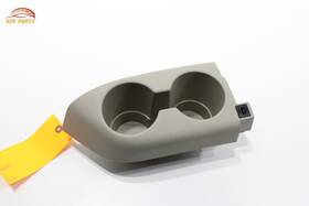 6474508010e0 Toyota Sienna Rear Right Side Quarter Panel Dual Cup Holder Oem 2011 - 2020