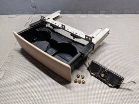 655a10-0010 Toyota 1998-2007 Lexus Lx470 Land Cruiser Tan Beige Center Console Rear Cup Holder